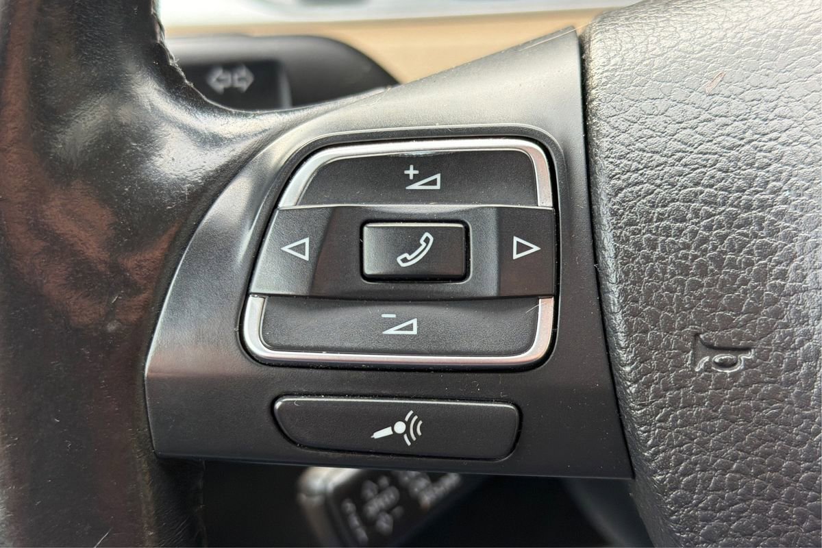 Used 2014 Volkswagen CC Sport image 31