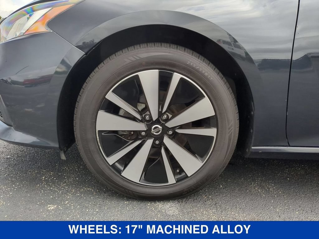 Used 2022 Nissan Altima 2.5 SV w/ SV Premium Package AWD/4WD image 27