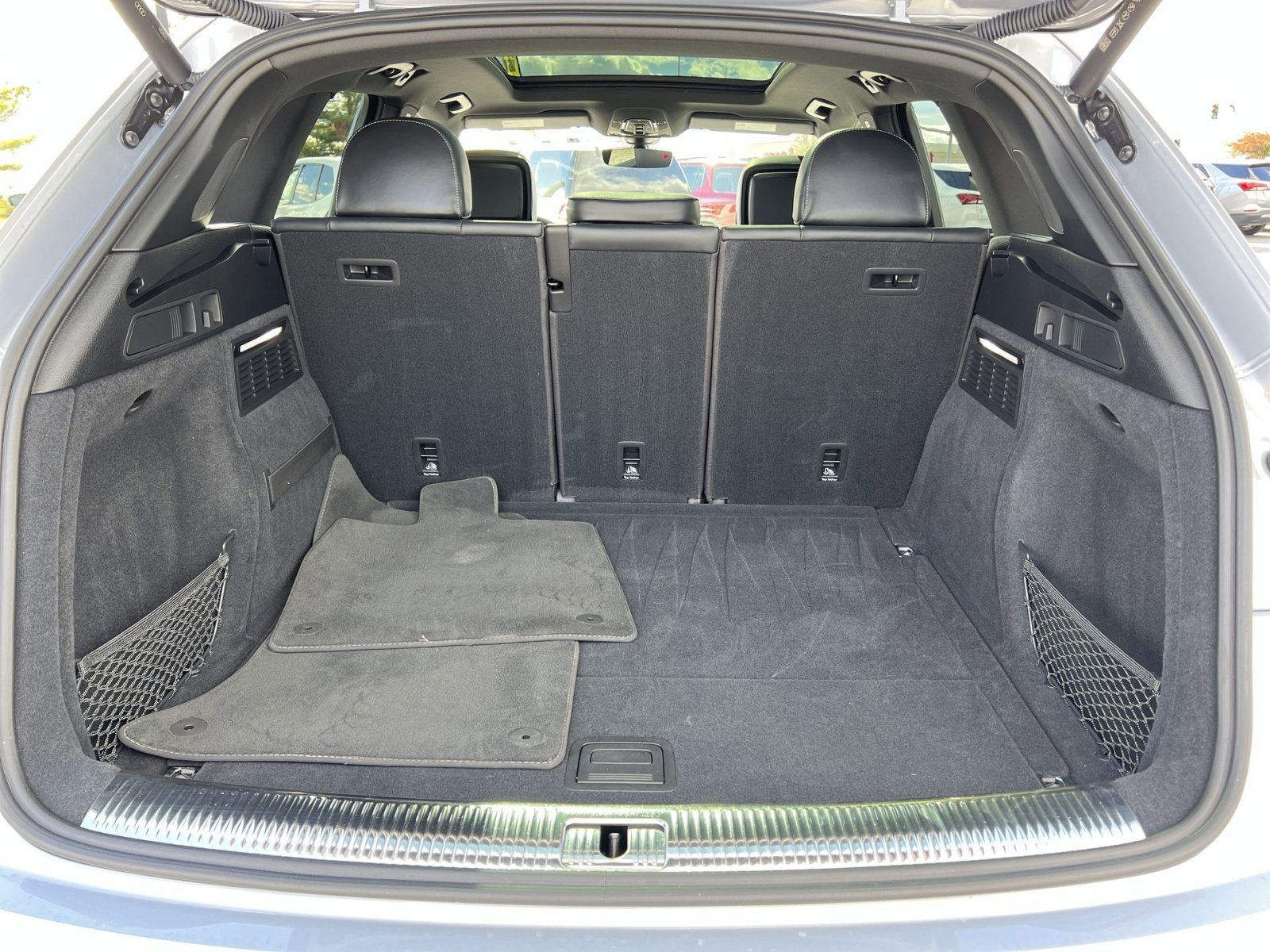 Used 2023 Audi SQ5 Premium Plus w/ Premium Plus Package image 26