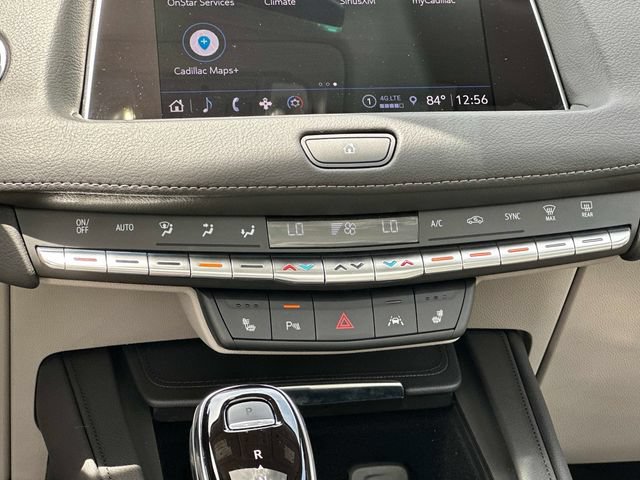 Certified 2023 Cadillac XT4 Luxury w/ Cold Weather Package AWD/4WD image 4