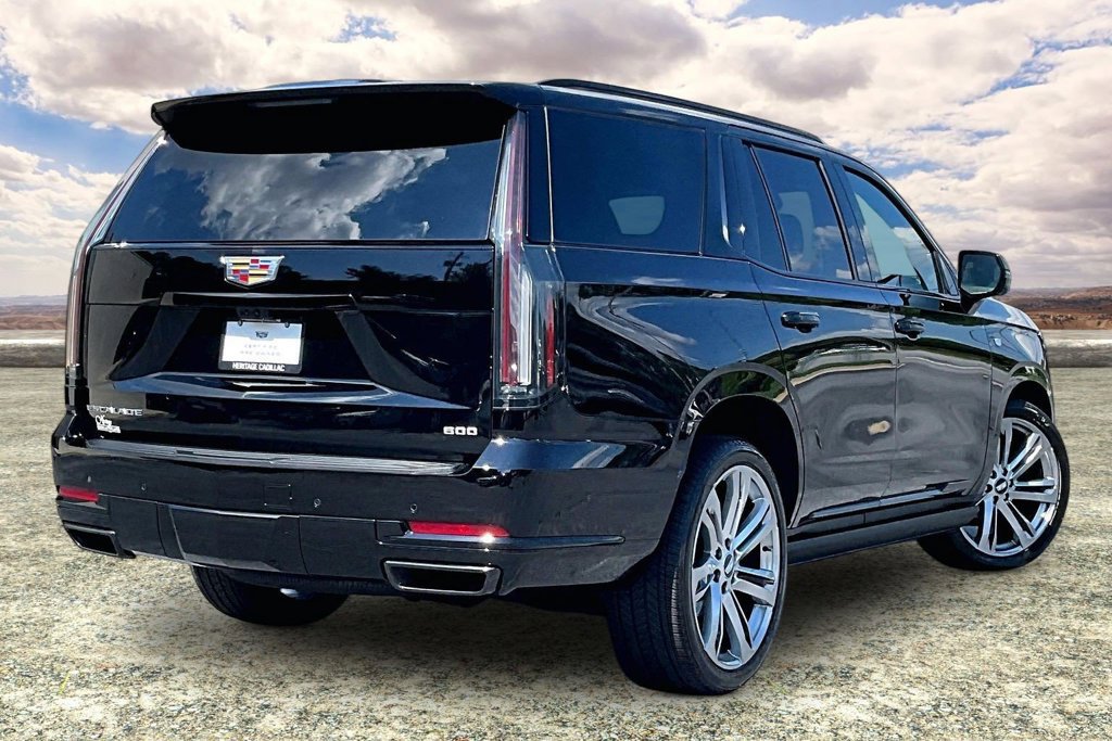 Certified 2026 Cadillac Escalade Platinum Sport w/ LPO, Floor Liner Package AWD/4WD image 5