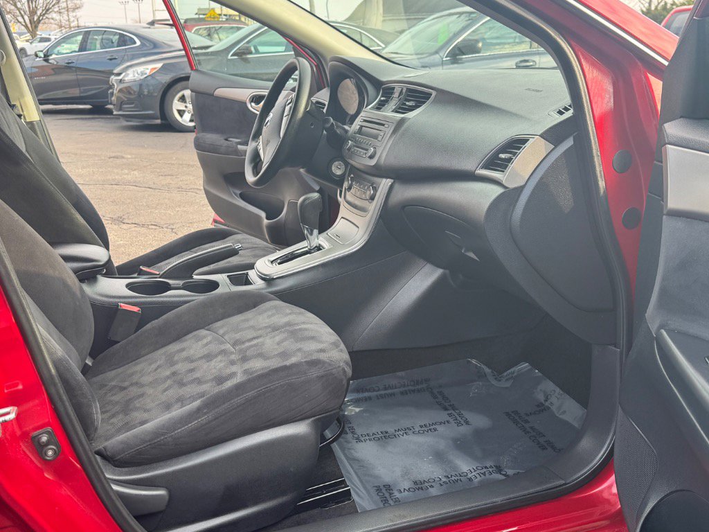 Used 2013 Nissan Sentra SV image 19