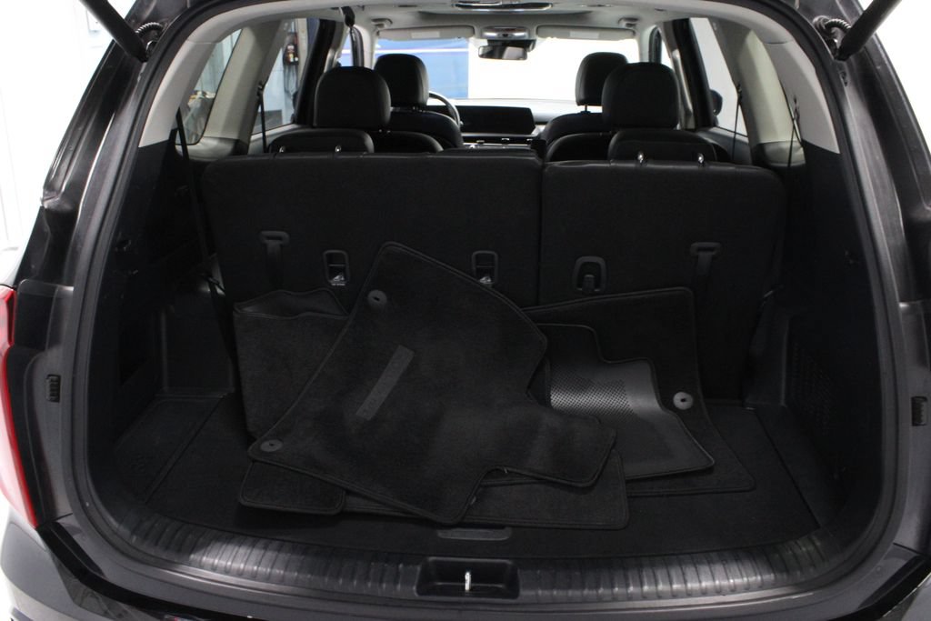Used 2025 Kia Telluride S AWD/4WD image 14