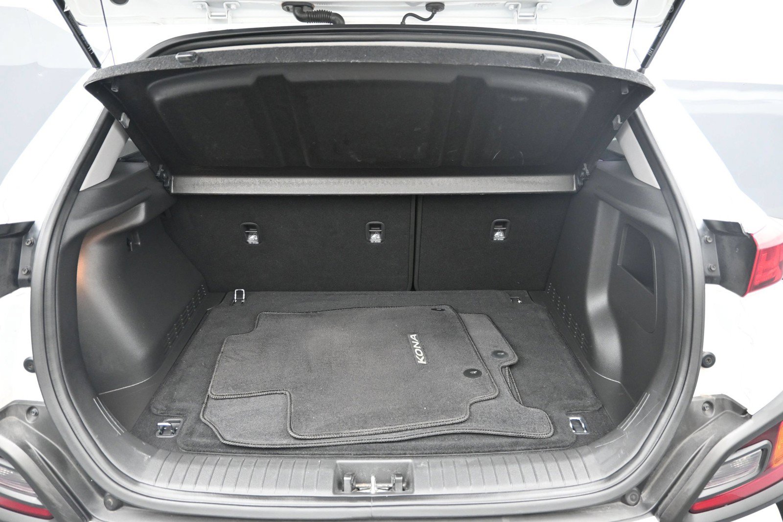 Used 2021 Hyundai Kona SE FWD image 23
