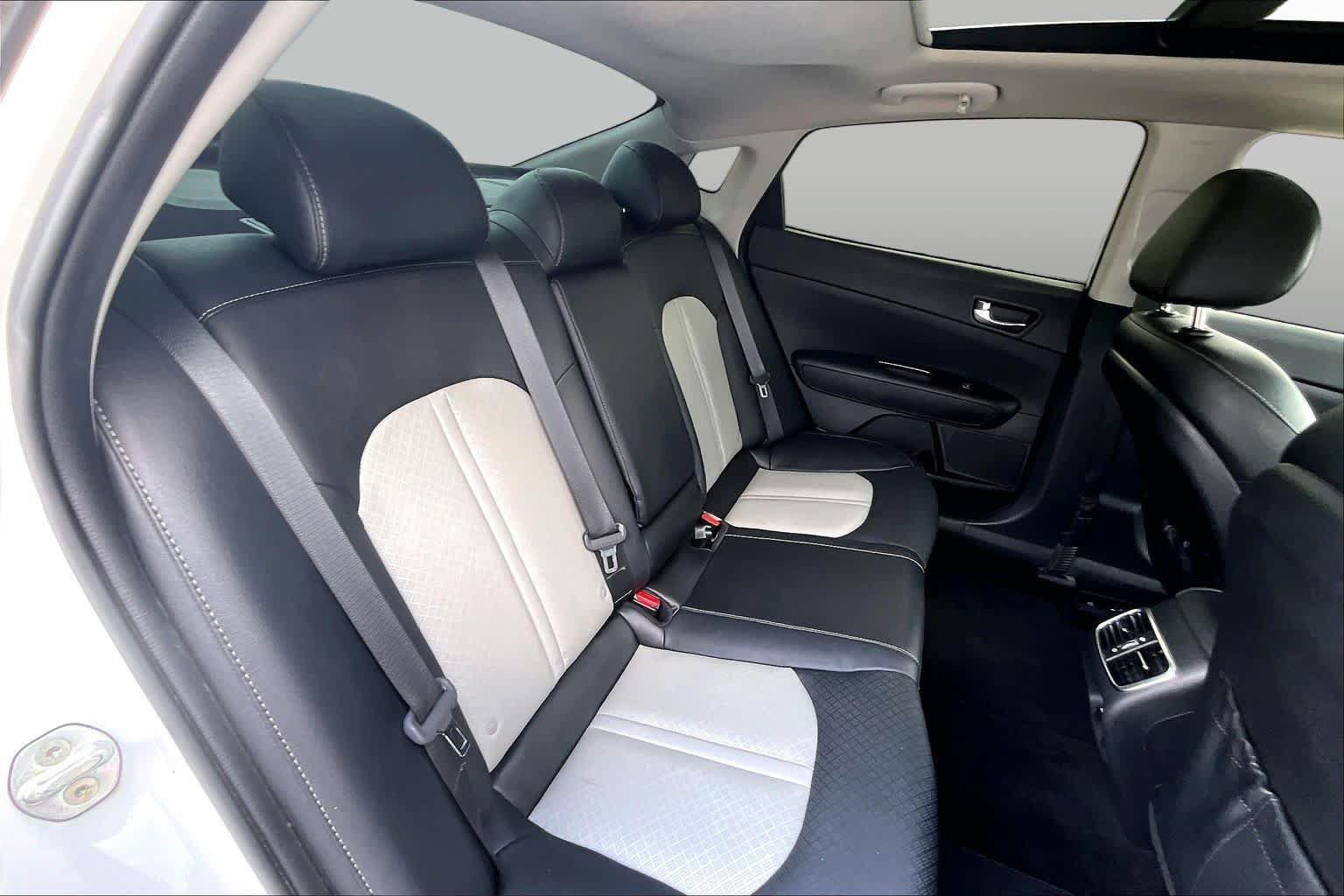Used 2019 Kia Optima EX w/ EX Premium Package FWD image 20