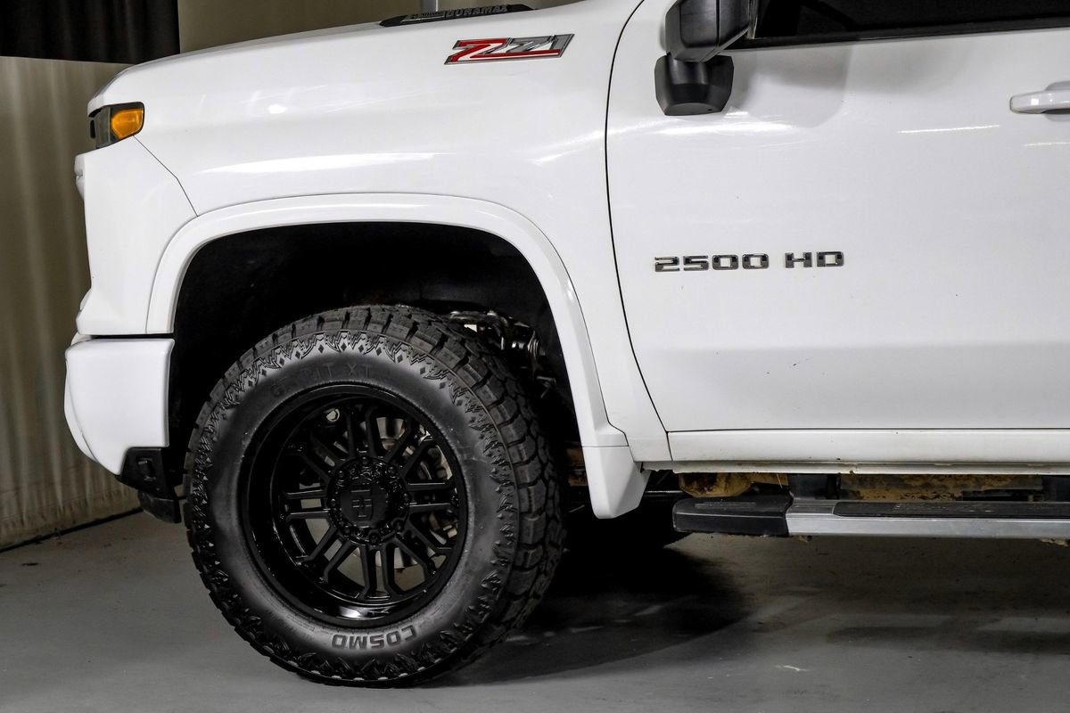 Used 2024 Chevrolet Silverado 2500 LT AWD/4WD image 13