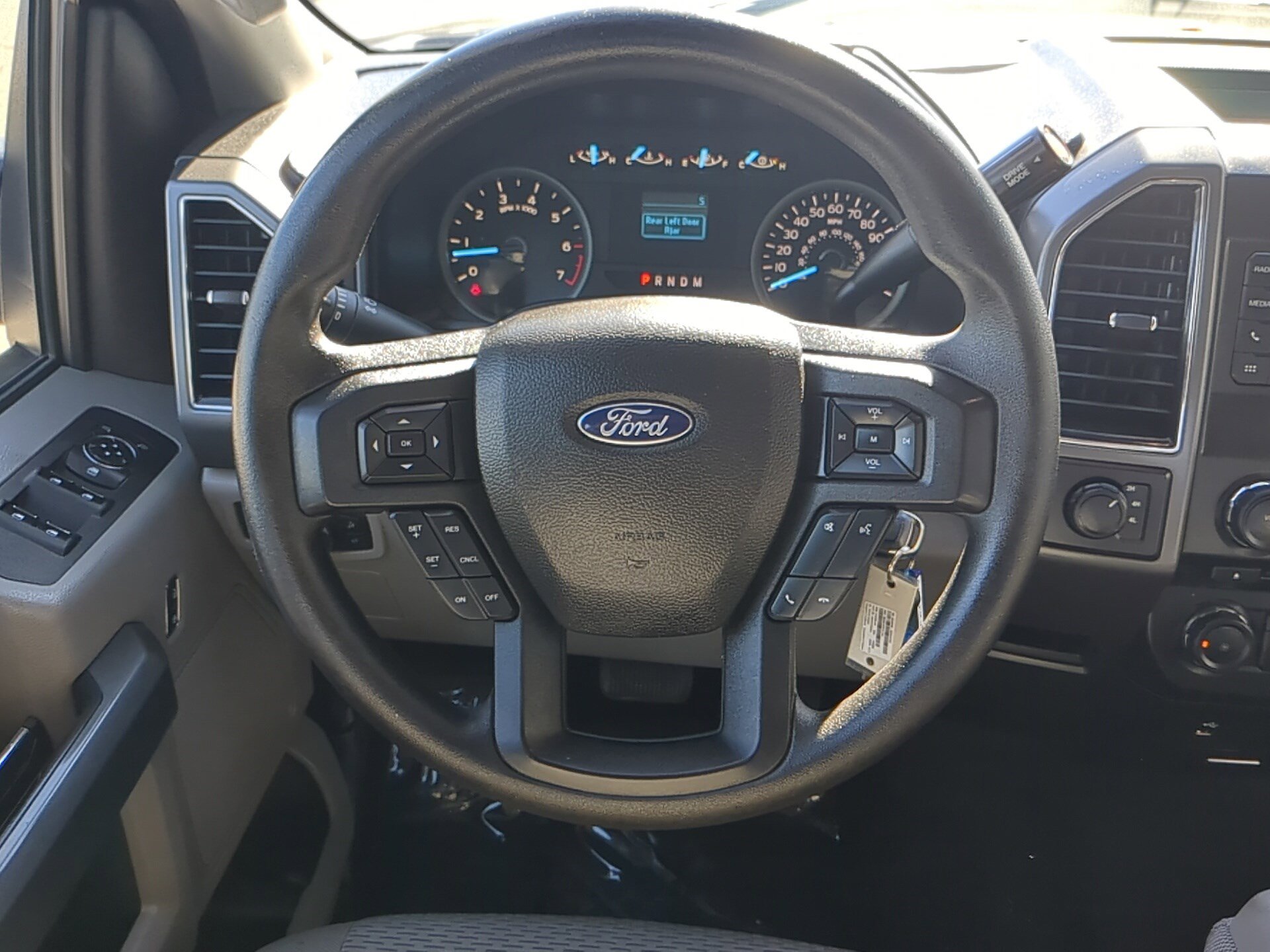 Used 2018 Ford F150 XLT image 14