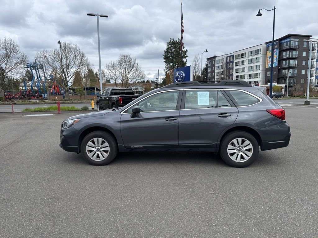 Used 2019 Subaru Outback 2.5i image 2