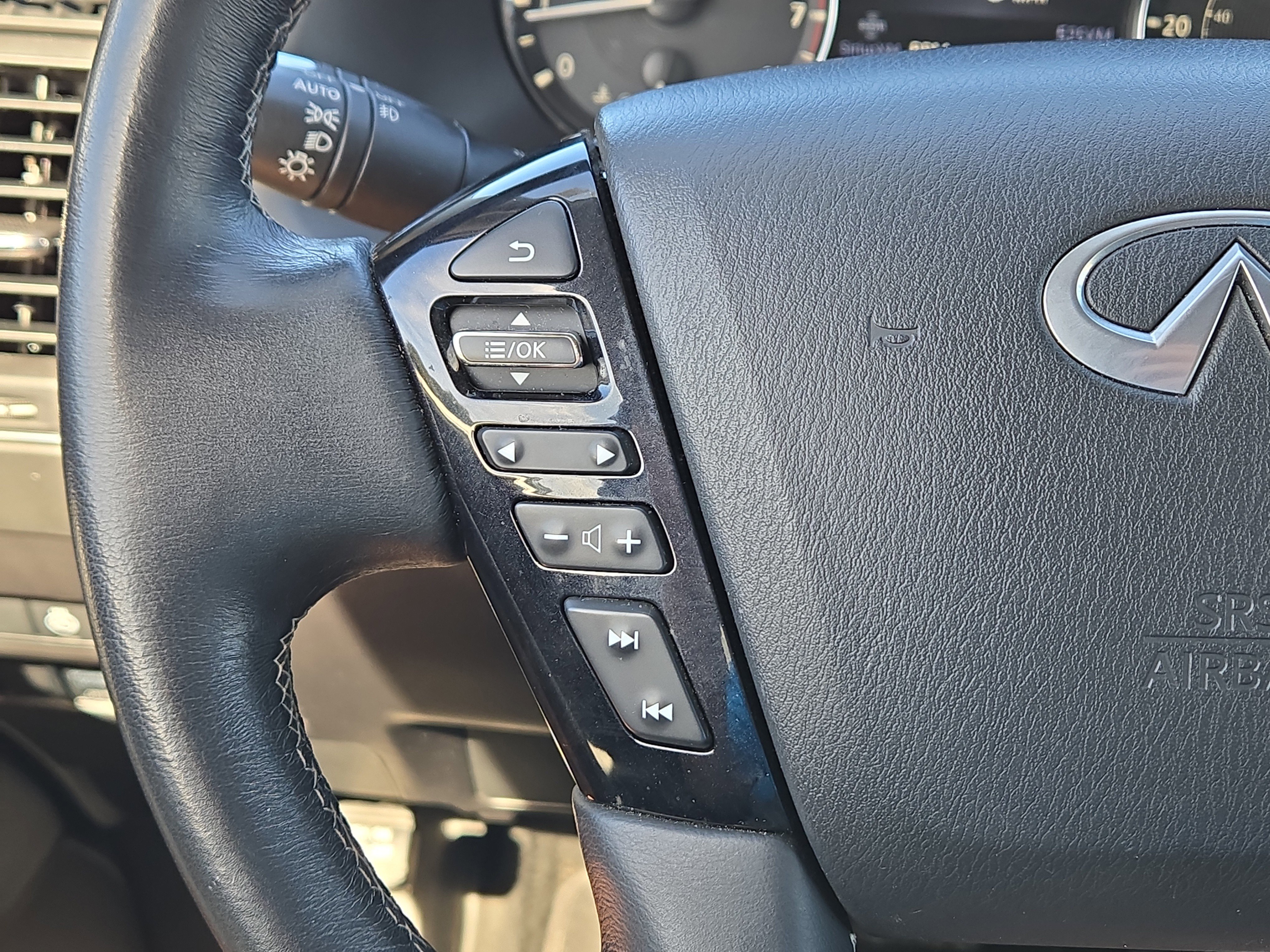 Used 2024 INFINITI QX80 Luxe image 24