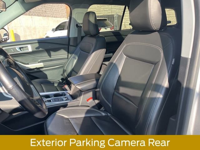 Certified 2022 Ford Explorer XLT w/ Equipment Group 202A image 18