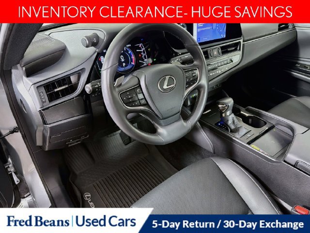 Used 2024 Lexus ES 350 w/ Premium Package FWD image 13