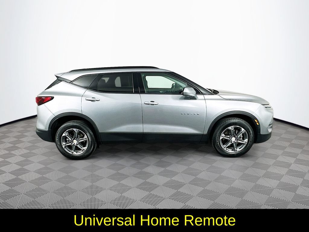Used 2024 Chevrolet Blazer LT w/ Convenience Package AWD/4WD image 11
