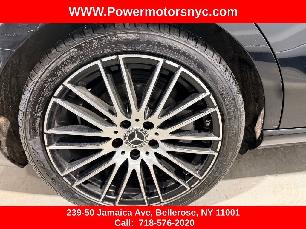 Used 2022 Mercedes-Benz C 300 4MATIC Sedan w/ Pinnacle Trim Package image 18