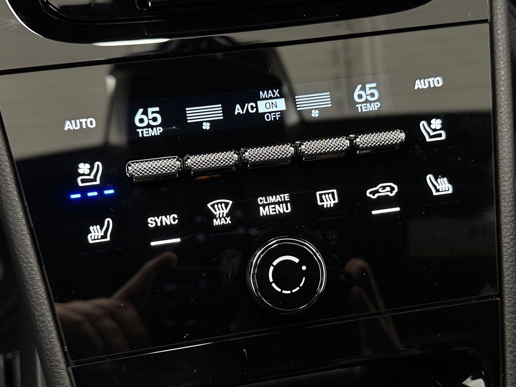 Used 2025 Porsche Cayenne E-Hybrid image 30