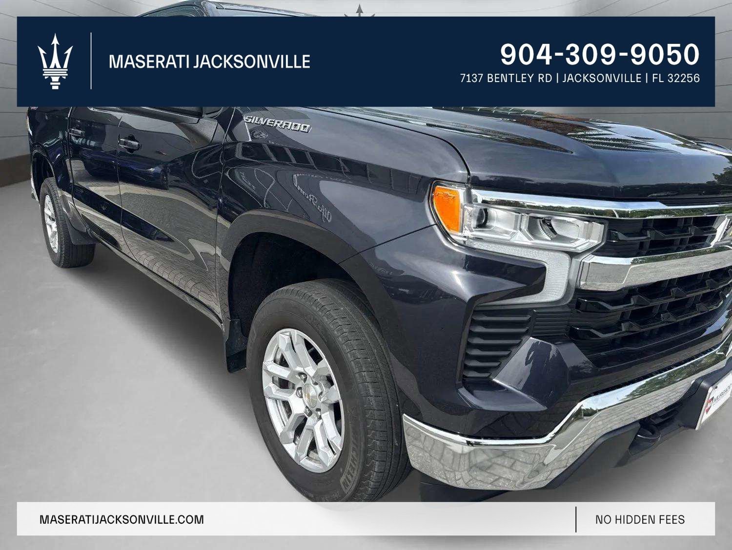 Used 2022 Chevrolet Silverado 1500 LT AWD/4WD image 1