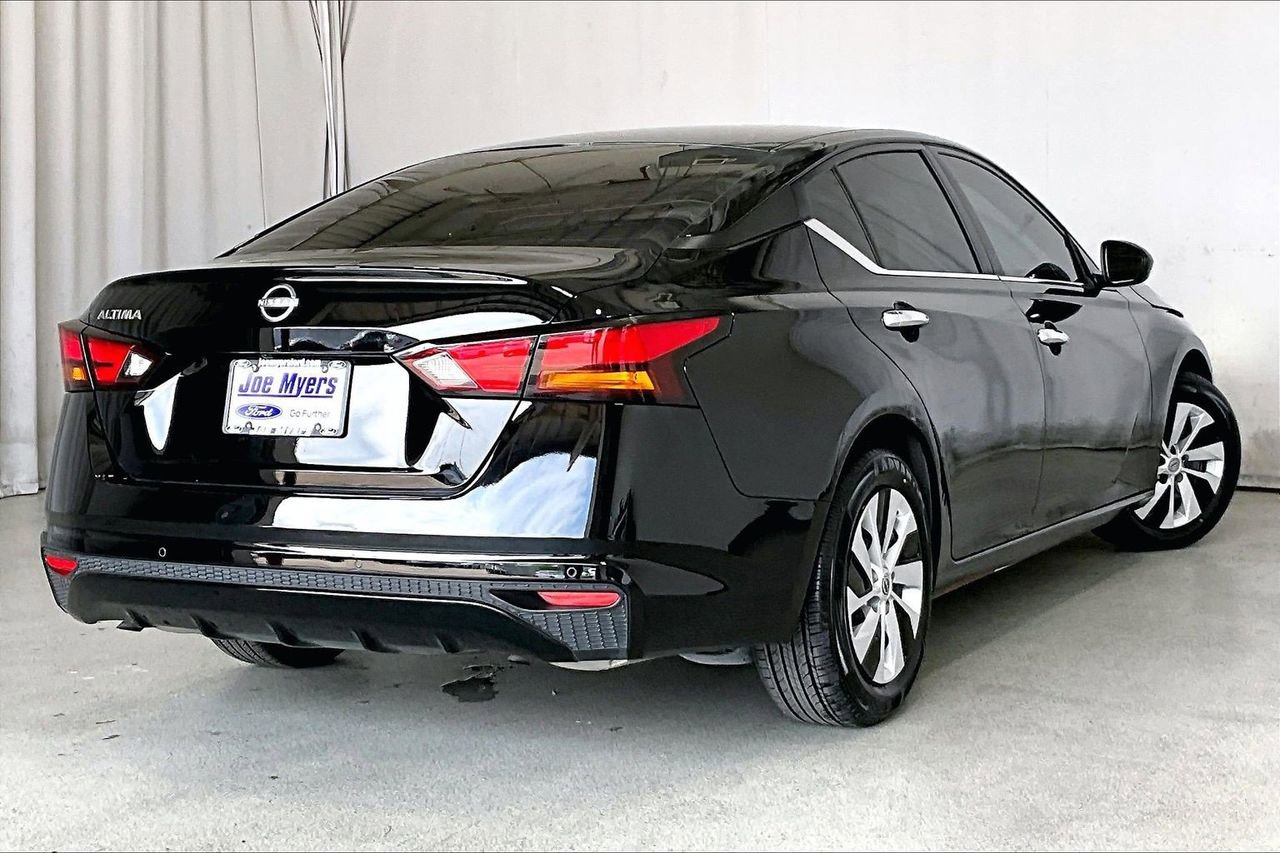 Used 2024 Nissan Altima 2.5 S image 13