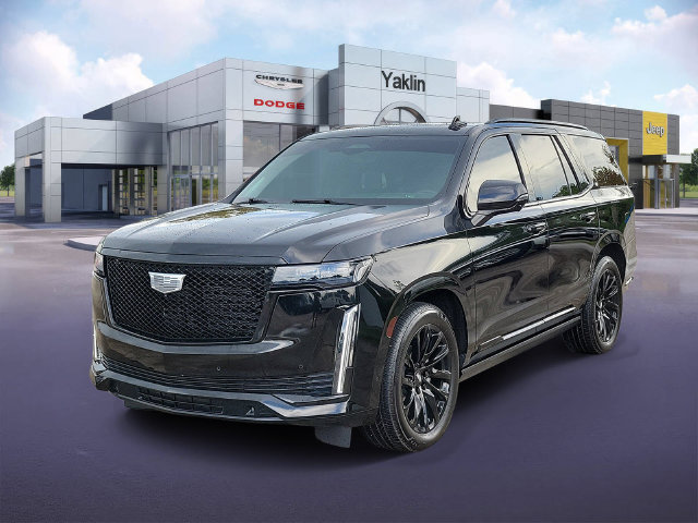 Used 2024 Cadillac Escalade Sport Platinum w/ LPO, ONYX Package AWD/4WD image 2