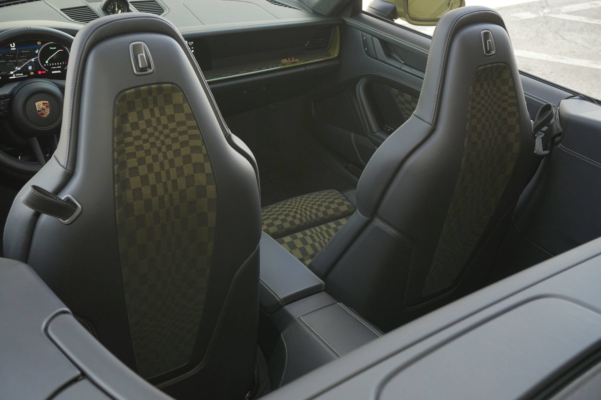 Used 2026 Porsche 911 GTS RWD image 21