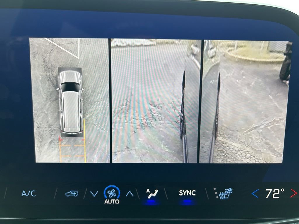 Used 2025 Chevrolet Suburban RST w/ Comfort Package AWD/4WD image 33