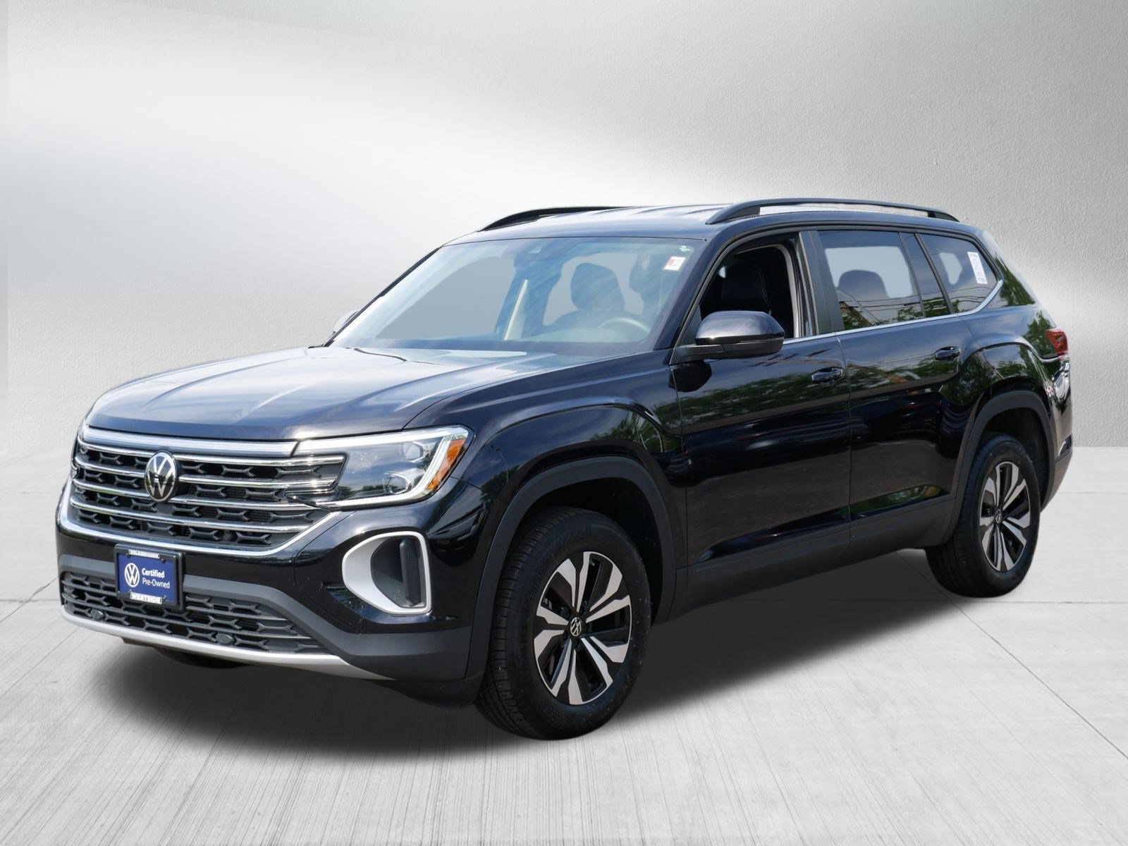 Certified 2026 Volkswagen Atlas SE AWD/4WD image 3