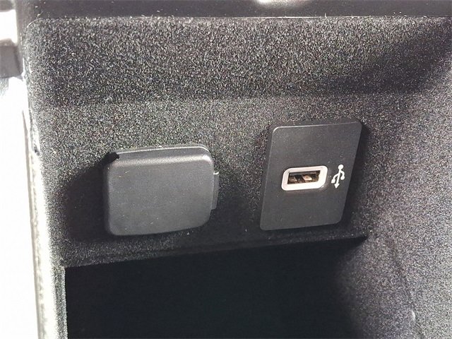 Used 2019 Lincoln Nautilus Reserve w/ Drivers Assistance Package image 27