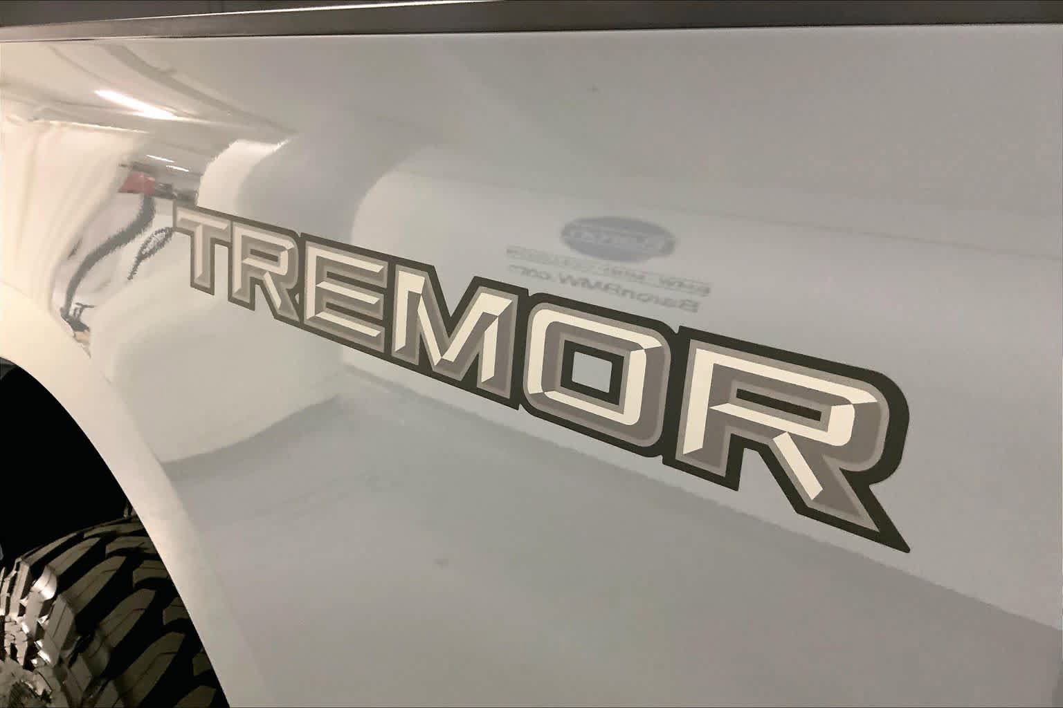 Used 2026 Ford F350 Lariat w/ Tremor Off-Road Package AWD/4WD image 29