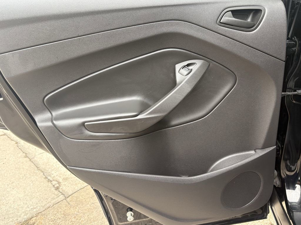 Used 2017 Ford Escape S FWD image 21