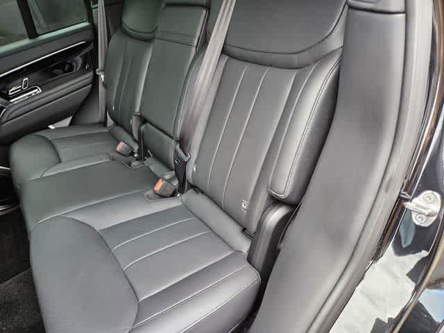 Used 2025 Land Rover Range Rover SE AWD/4WD image 21