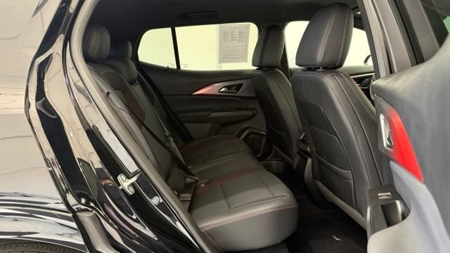 Used 2024 Chevrolet Equinox EV RS FWD image 24
