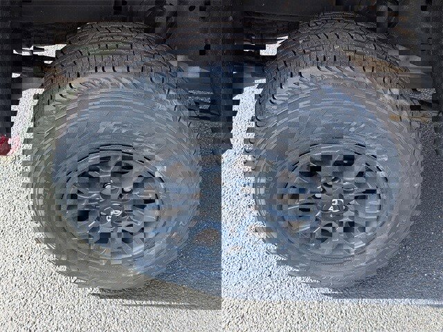 Used 2019 Toyota Tacoma SR5 image 9