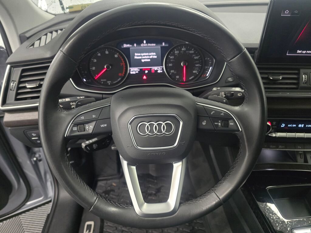 Used 2023 Audi Q5 2.0T Premium w/ Convenience Package image 14