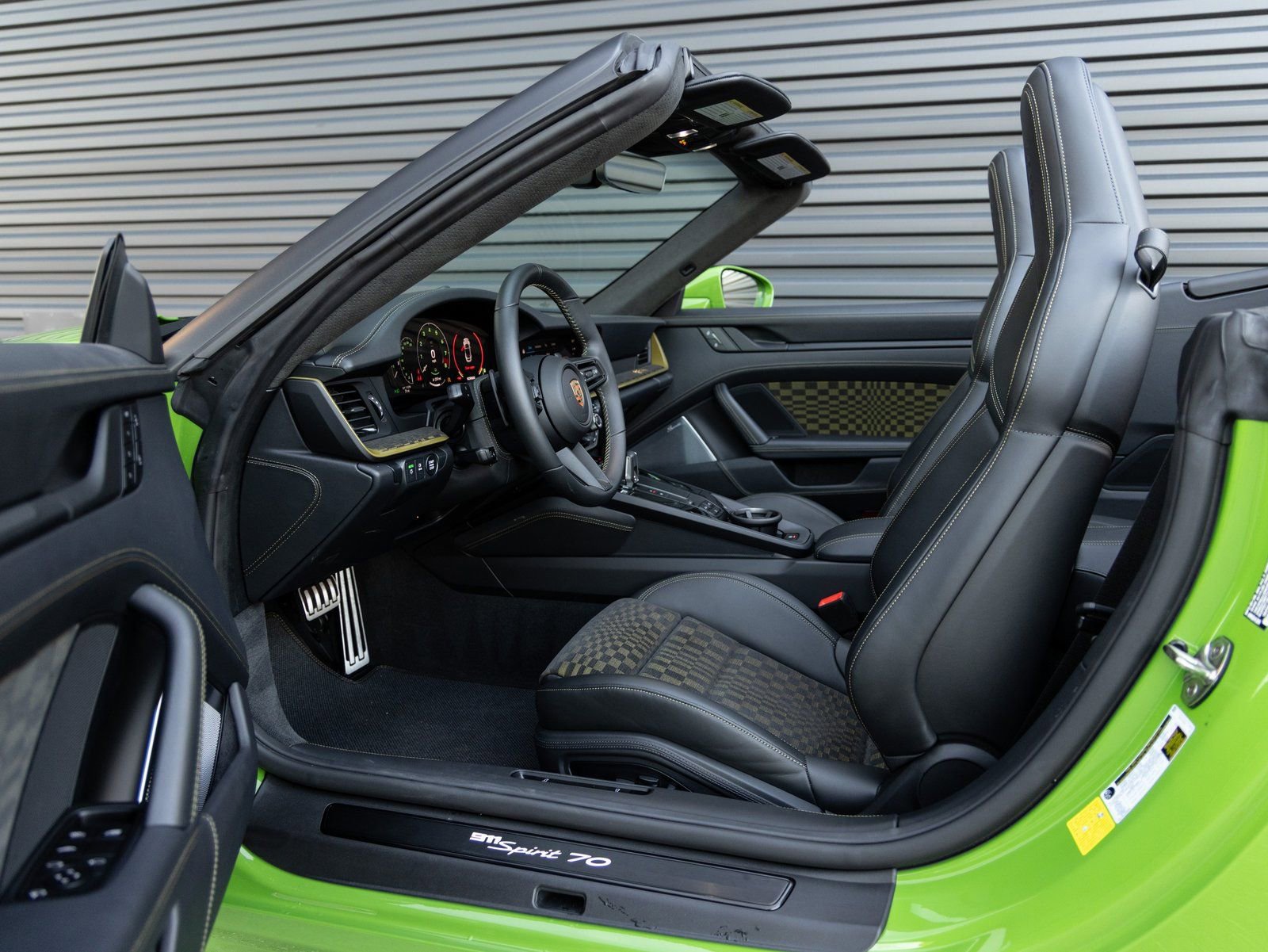 Certified 2026 Porsche 911 Carrera GTS image 25
