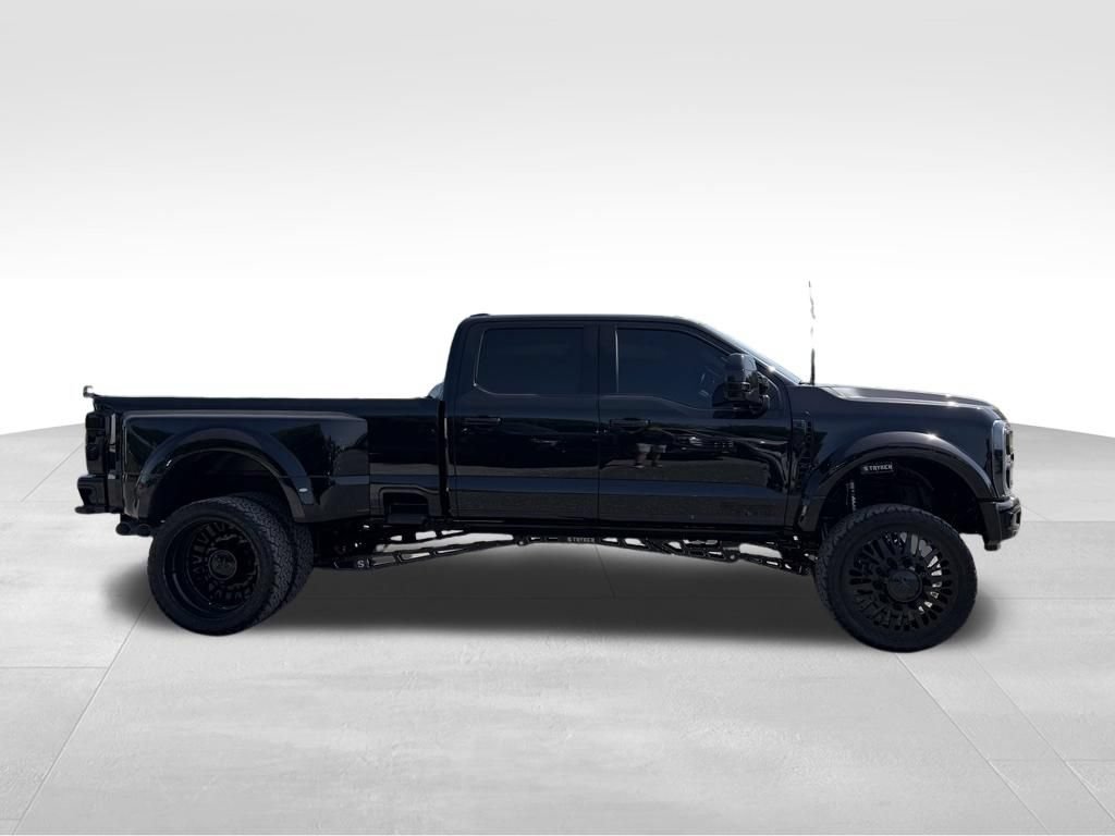 Used 2023 Ford F450 Platinum w/ FX4 Off-Road Package AWD/4WD image 28