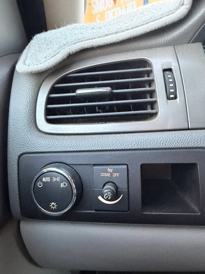 Used 2008 Chevrolet Avalanche LS RWD image 25