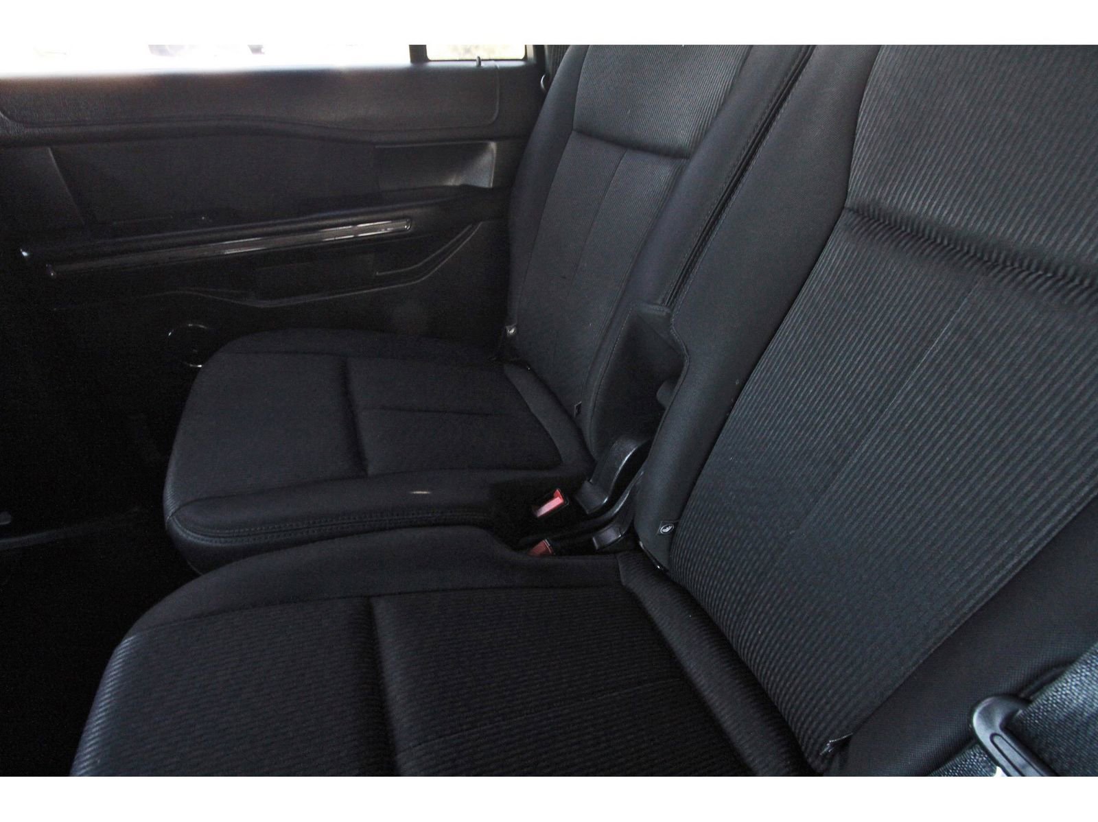 Used 2019 Ford Expedition Max XLT image 14