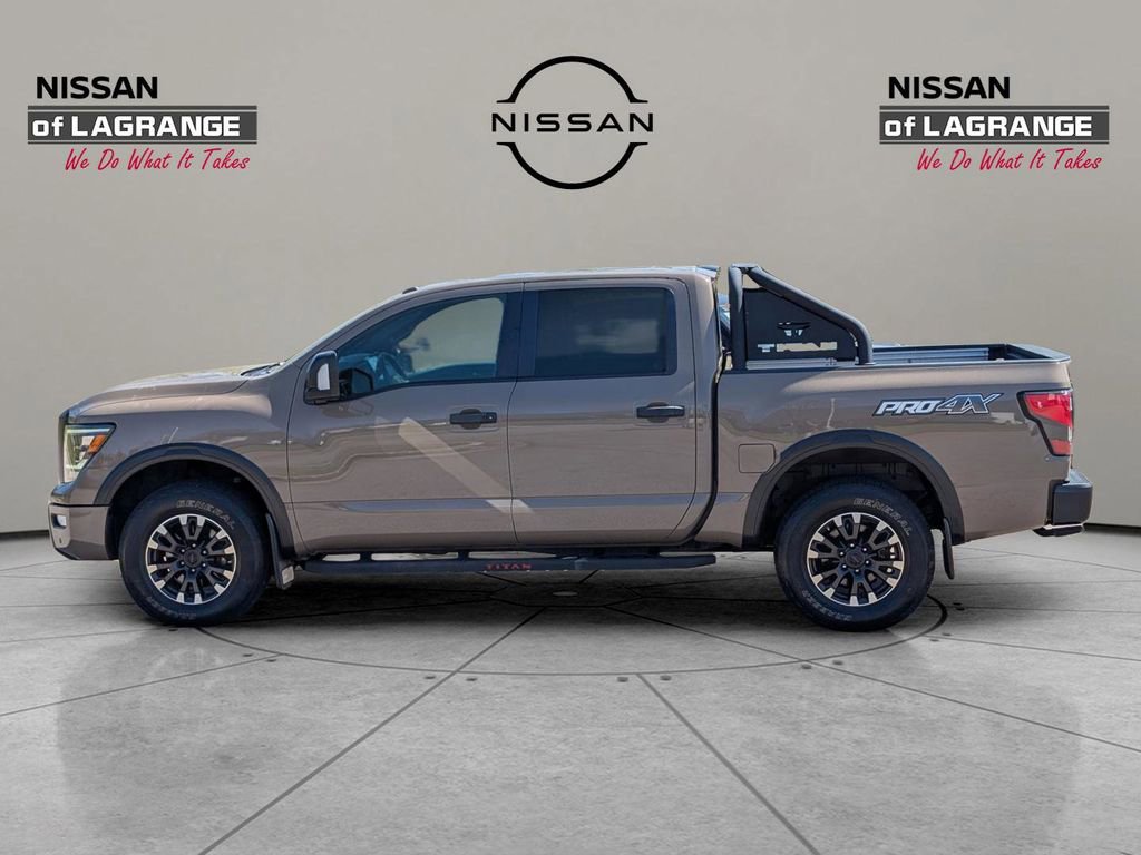 Used 2021 Nissan Titan PRO-4X w/ Pro-4x Convenience Package AWD/4WD image 8