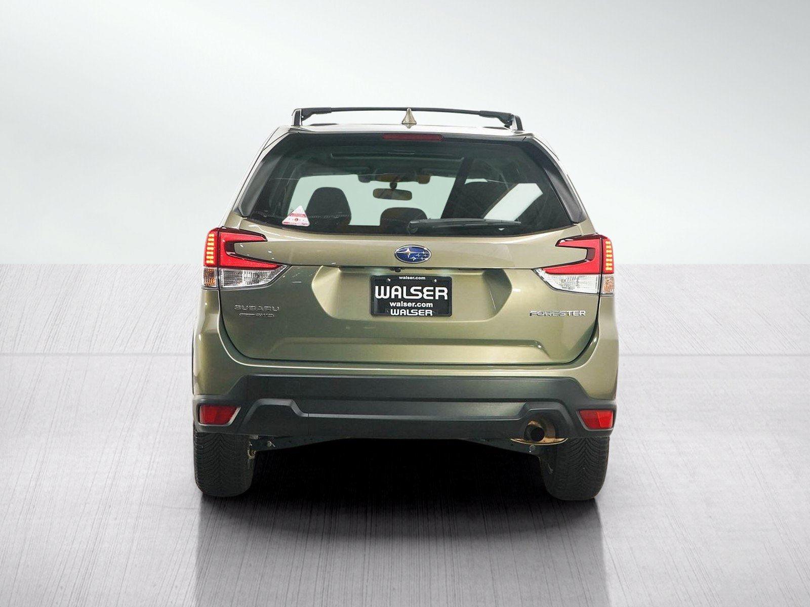 Used 2021 Subaru Forester Premium AWD/4WD image 4