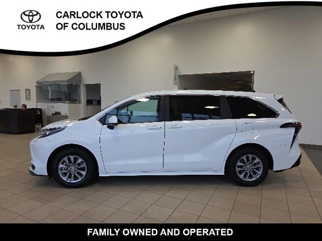 Used 2025 Toyota Sienna LE