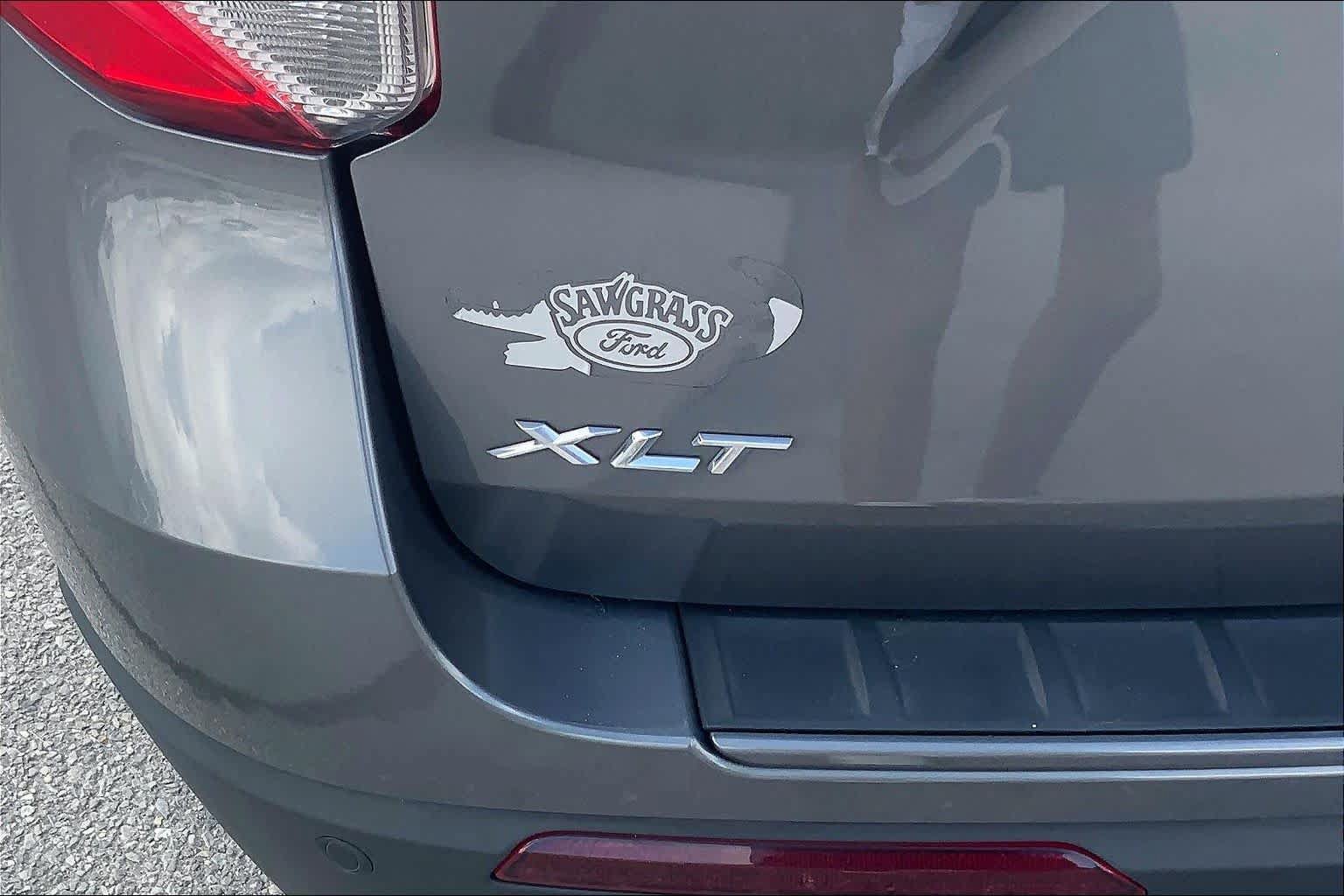 Certified 2023 Ford Explorer XLT w/ Equipment Group 202A RWD image 10