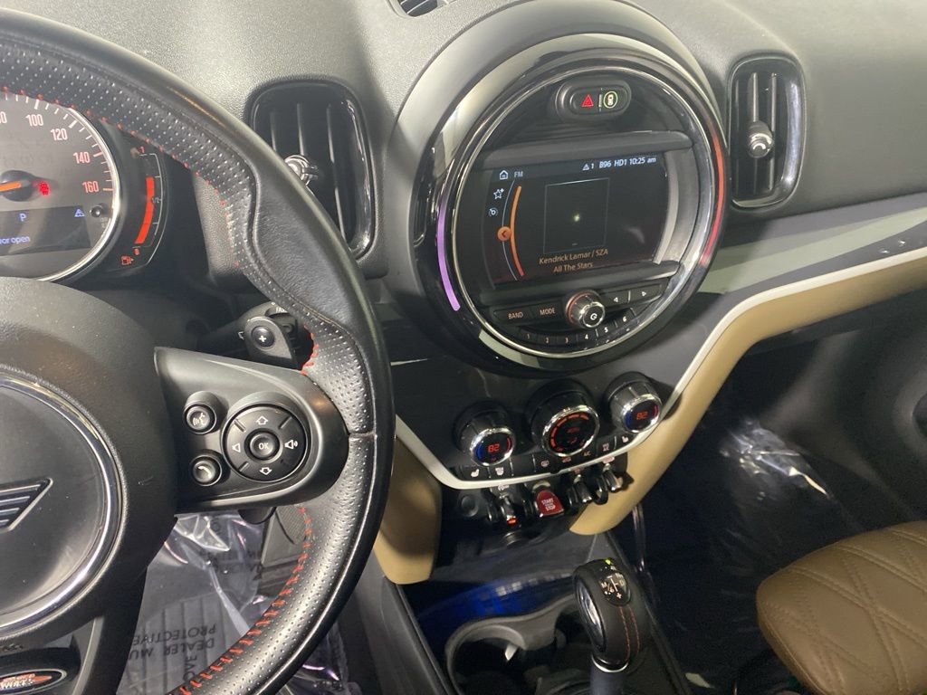 Used 2019 MINI Cooper Countryman S w/ Signature Upholstery Package image 16