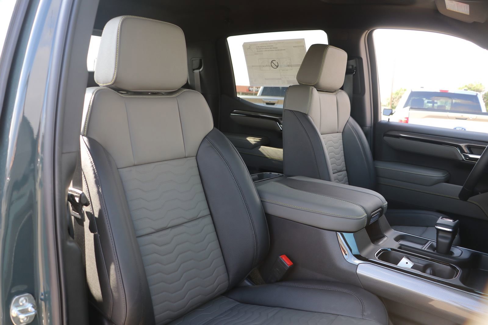 New 2026 Chevrolet Silverado 1500 ZR2 image 34