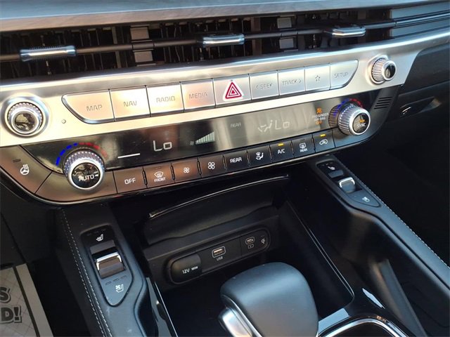 Used 2024 Kia Telluride EX X-Line image 31