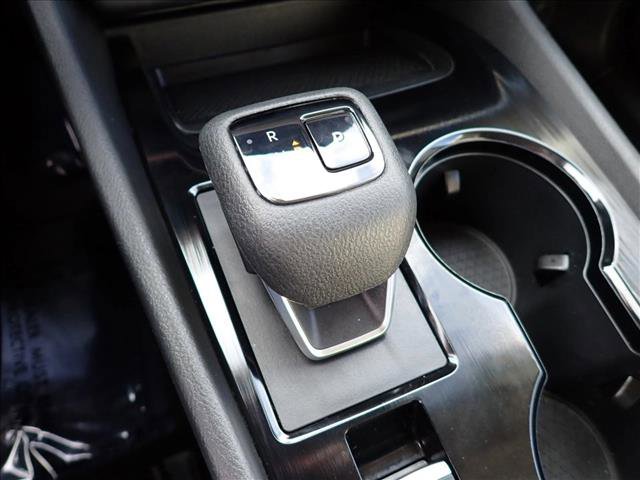 Used 2024 Nissan Rogue SV image 19