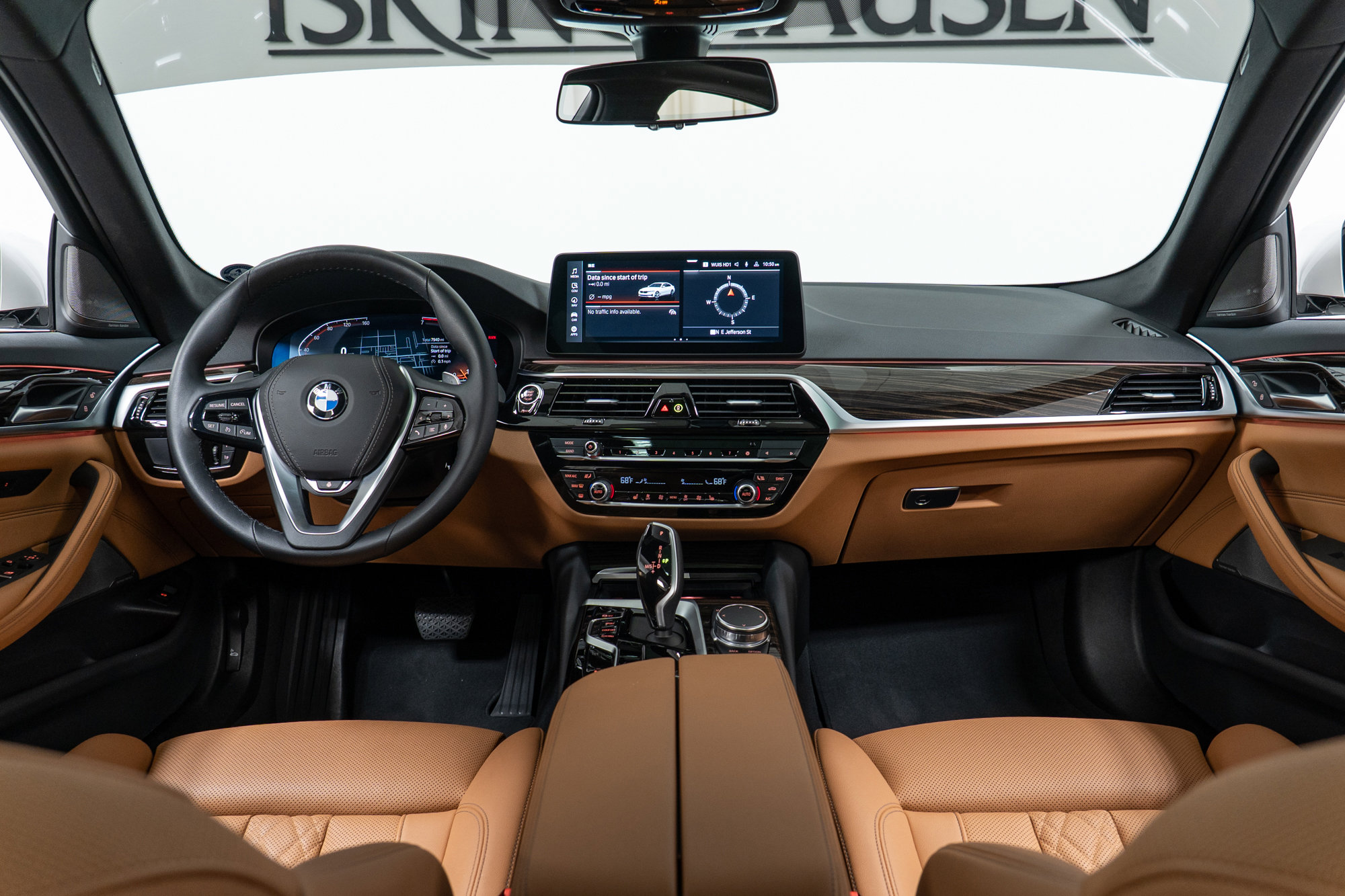 Certified 2023 BMW 530i xDrive w/ Premium Package image 15