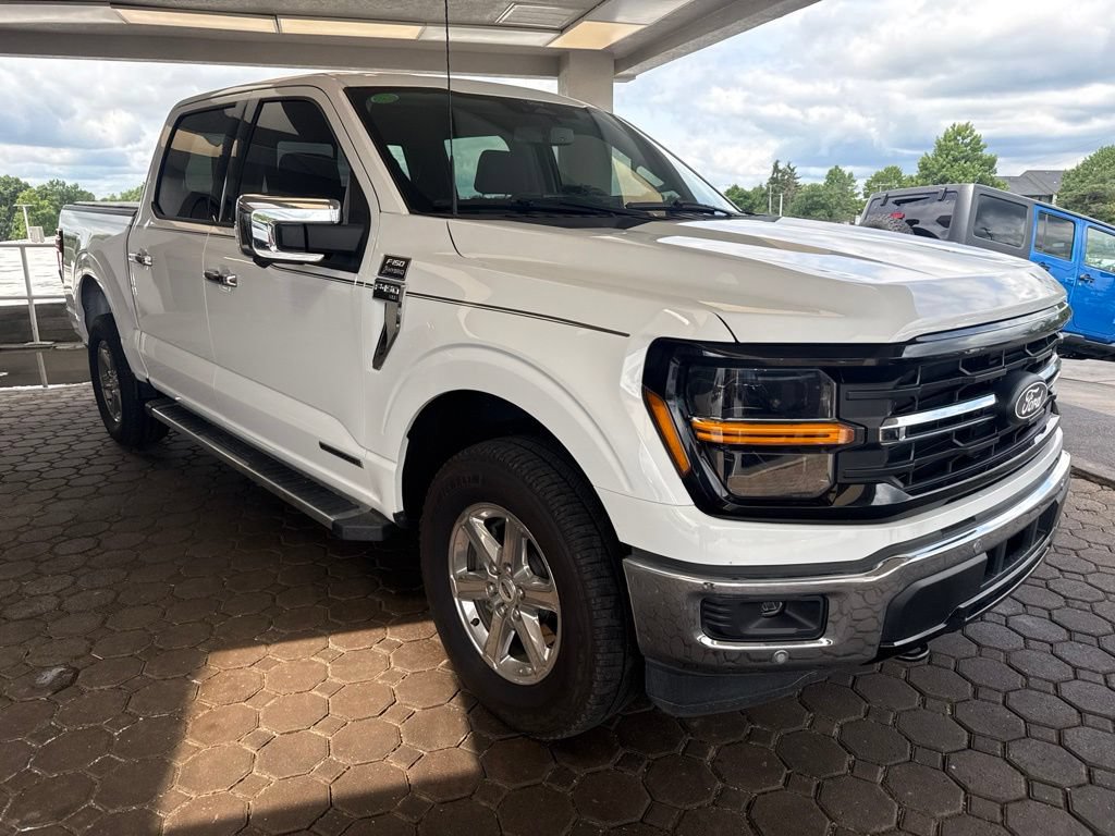 Used 2025 Ford F150 XLT w/ Equipment Group 302A MID AWD/4WD image 4