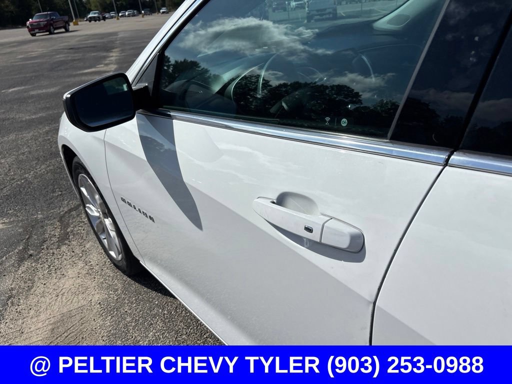 Used 2023 Chevrolet Malibu LT FWD image 10
