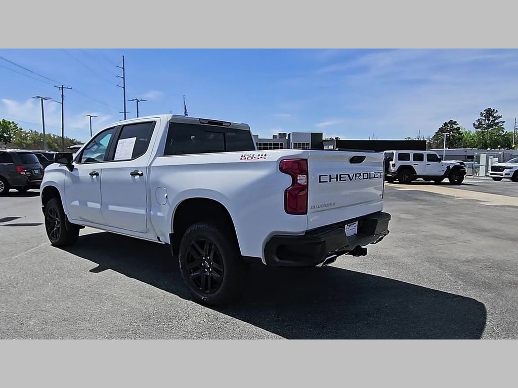 Used 2025 Chevrolet Silverado 1500 LT Trail Boss w/ Convenience Package II image 30