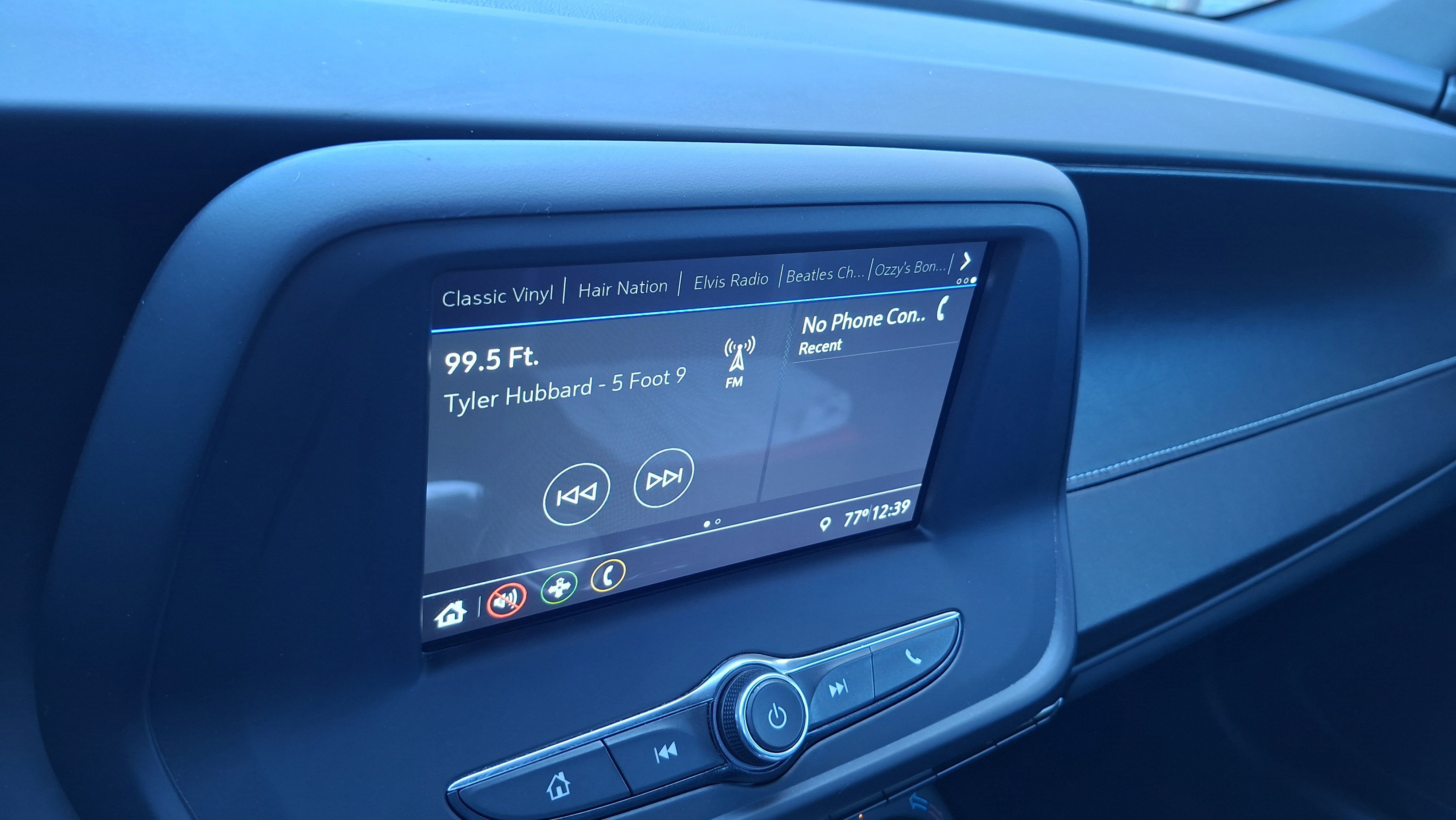 Used 2019 Chevrolet Camaro LT w/ RS Package image 13