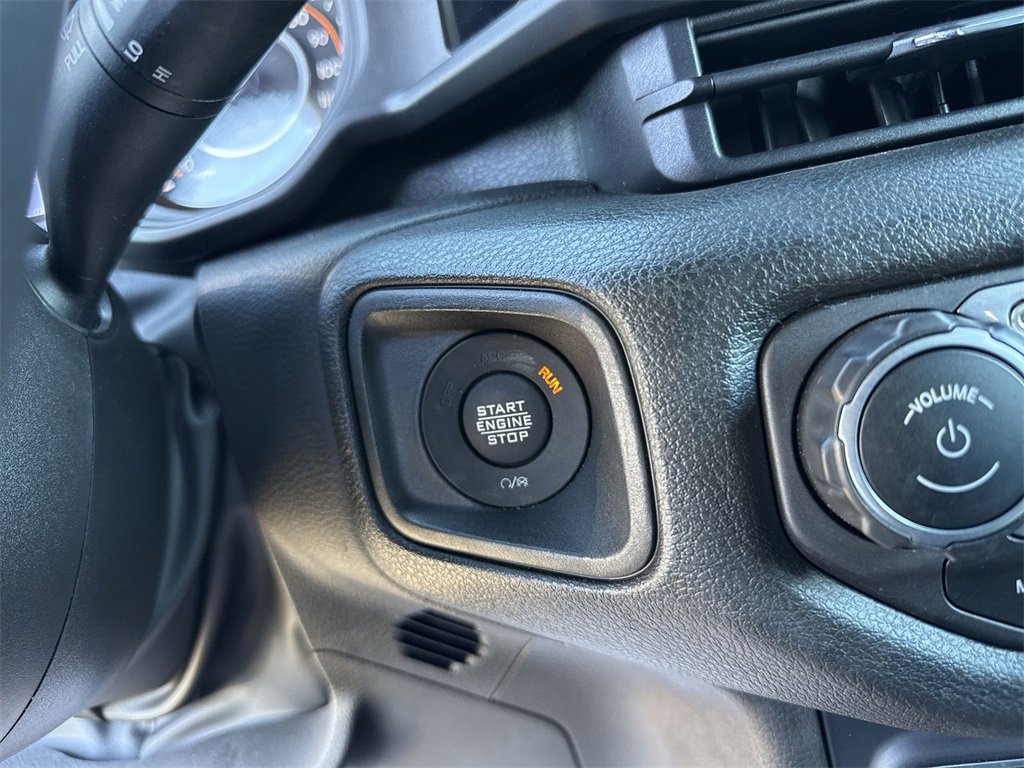 Used 2024 Jeep Wrangler Sport S image 19