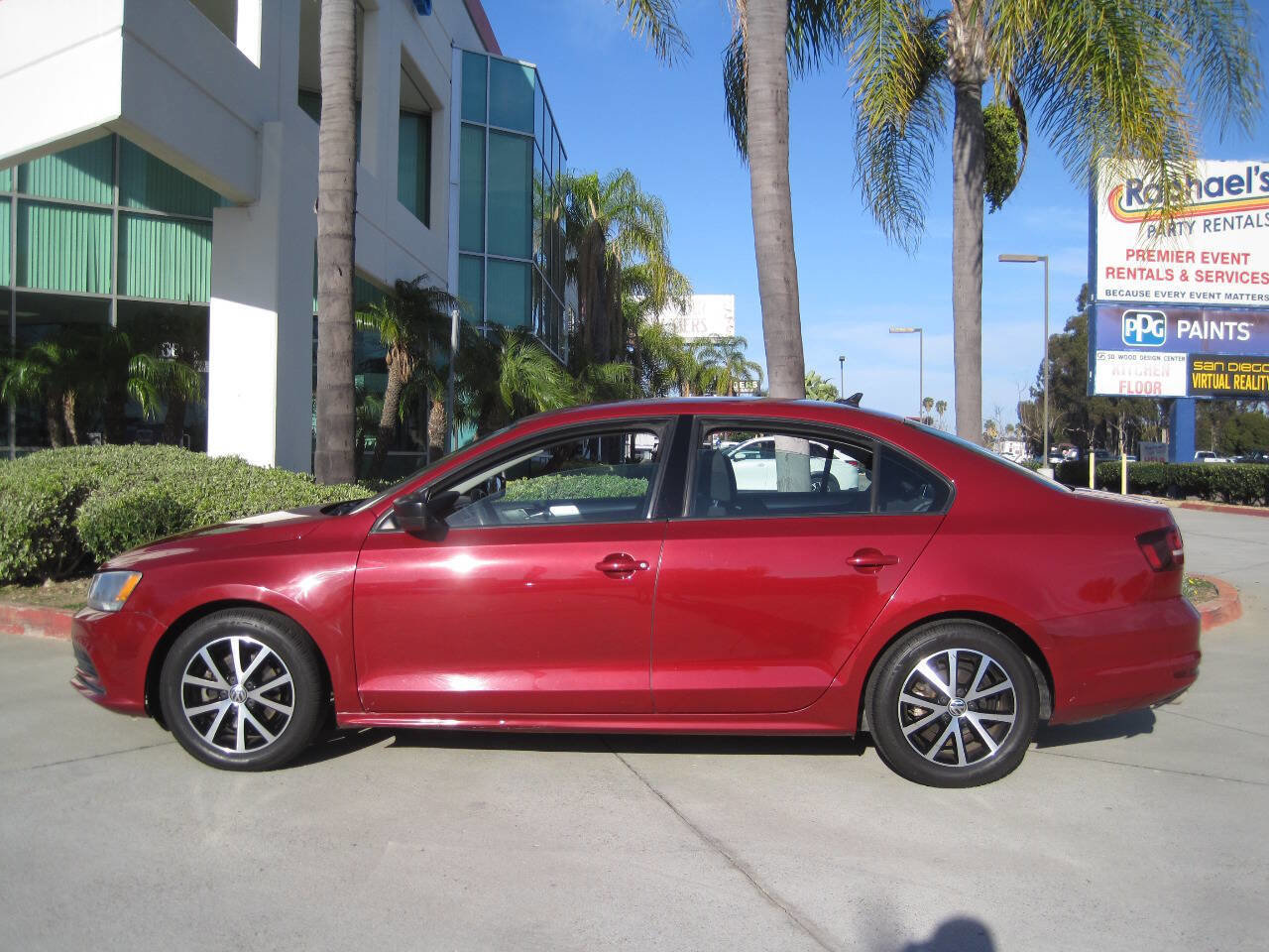 Used 2016 Volkswagen Jetta SE image 2